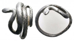 Ancient Rome.Circa 1st-3rd century AD.Silver stisted snale shaped ring

Weight : 5.4 gr

Diameter : 22 mm
