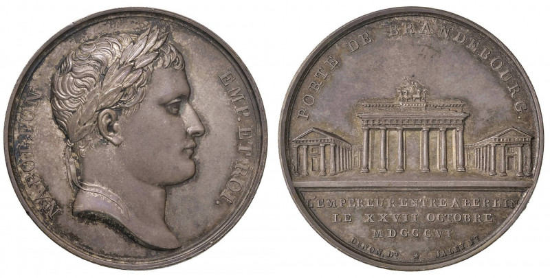 Medaglia 1806 Ingresso di Napoleone a Berlino - D/ Busto laureato di Napoleone a...