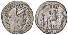 Aemilia - L. Aemilius Lepidus Paullus - Denario (62 a.C.) Testa della Concordia a d. - R/ Lucio Emilio Paolo con Perseo ed i figli - B. 10; Cr. 415/1 ...