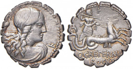 Crepereia - Q. Crepereius M. f. Rocus - Denario (72 a.C.) Busto di Antifrite a d. - R/ Nettuno su biga di ippocampi a d. - B. 1; Cr. 399/1a AG (g 3,82...