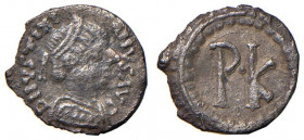 Giustiniano I (527-565) Ravenna - 120 Nummi - Busto a d. - R/ PK in corona - Sear 316 AG (g 0,57) RR Poroso 
BB