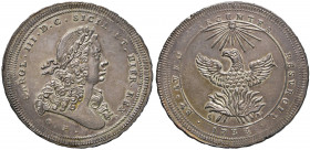 PALERMO Carlo III (1720-1734) Oncia 1733 sigla C P - MIR 515 AG (g 73,84) RR Splendido esemplare con patina
qFDC