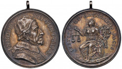 Innocenzo XII (1691-1700) Medaglia - Opus: Hamerani - AG (g 25,55 - Ø 37 mm) Con appiccagnolo, splendida patina iridescente
SPL+