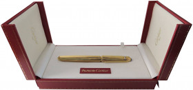 PASH&Agrave; DE CARTIER Penna stilografica - Pennino in oro 18 kt - numero di serie 9209643 - Minimi segni di usura, in scatola originale e certificat...