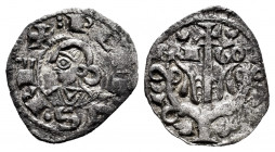 Reino de Navarra y Aragón. Pedro el de Huesca (1094-1104). Óbolo. Jaca (Huesca). (Cru-no cita). (Ros-3.5.9 var). Ve. 0,42 g. Crecientes a los lados de...