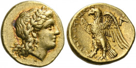 Calabria, Tarentum.   Triobol circa 276-272, AV 2.17 g. Laureate head of Apollo r. Rev. TAΡANTINΩN Eagle standing l. with spread wings; in r. field, A...