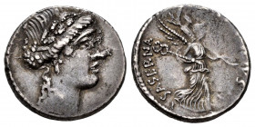 Hostilius. L. Hostilius Saserna. Denarius. 48 BC. Rome. (Ffc-758). (Craw-448/1b). (Cal-626). Anv.: laureate head of Venus or Piety right. Rev.: L. HOS...