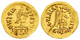 Pseudo-imperial coinage. In the name of Justinus I. Tremissis. 531-540 AD. (Tomasini-451). Anv.: DN IVϨVIN - VϨ P P AVG. Rev.: ·I· VAAIЯ - IVTↃIV. Au....