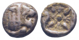 Obol AR
Ionia, Miletos, c. 525-475 BC, Forepart of lion left, head right / Stellate floral design within square incuse
9 mm, 1 g
SNG Copenhagen 952...