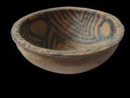 Bowl, reddish clay, the inside painted with black lines. Tiny chip at rim. Linea Vieja, 800-1500 A.D., height 9,5 cm, ø 19 cm