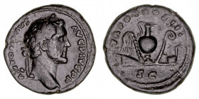 Imperio Romano
Antonino Pío
As. AE. Roma. (117-138). R/TR. POT. COS. III. S.C. Útiles de sacrificio. 12.38g. RIC.704. Pátina negra. MBC+.