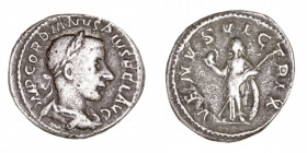 Imperio Romano
Gordiano III
Denario. AR. Roma. (238-244). R/VENVS VICTRIX. 2.78g. RIC.347. Algo sucio. (MBC-).
