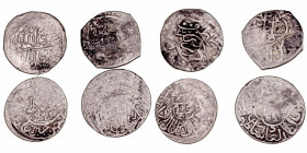 Monedas Árabes
Los Ilkans, Mongoles de Persia
Dírhem. AR. Lote de 4 monedas. Mit. pág 248/60. MBC- a BC.