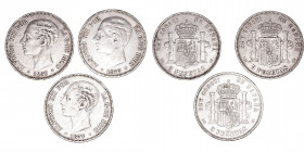 La Peseta
Alfonso XII
5 Pesetas. AR. 1877 *18-77 DEM. Lote de 3 monedas. Cal.38. Estrellas no visibles. (BC+ a BC).