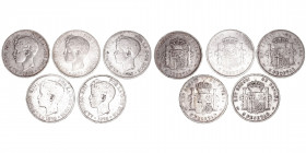 La Peseta
Alfonso XIII
5 Pesetas. AR. 1898 *18-98 SGV. Lote de 5 monedas. Cal.109. Estrellas no visibles. (BC a BC-).