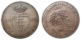 Medallas
Medalla. 75 Aniversario Real Federación Española de Fútbol, 1913-1988. Serie numerada (plata 900 mil. Tirada limitada de 300 piezas). 26.75g...