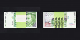 Billetes
Juan Carlos I, Banco de España
1000 Pesetas. 12 octubre 1992. Sin serie. Taco FNMT con precinto original (100 billetes). ED.483. SC.