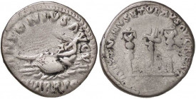 ROMANE IMPERIALI - Marco Aurelio (161-180) - Denario - Galera andante a s. /R LEG VI, aquila legionaria tra due insegne C. 83 (10 Fr., Marc'Antonio); ...