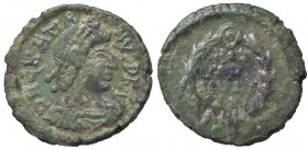 ROMANE IMPERIALI - Graziano (367-383) - AE 4 - Busto diademato e drappeggiato a d. /R Scritta entro corona C. 66 (AE g. 1,6)
BB+/BB