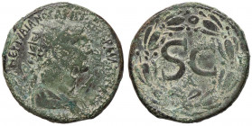 ROMANE PROVINCIALI - Traiano (98-117) - AE 28 (Antiochia) - Busto laureato a d. /R SC entro corona Sear 1078 (AE g. 13,07)
qBB