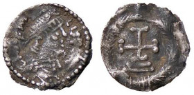 BIZANTINE - Eraclio (610-641) - Quarto di siliqua (Ravenna) - Busto diademato a d. /R Croce su due gradini entro corona Ratto manca; Sear manca RR (AG...