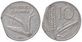 REPUBBLICA ITALIANA - Repubblica Italiana (monetazione in lire) (1946-2001) - 10 Lire 1951 Mont. 2 IT Conio tranciato
BB