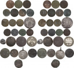 Lotto di ventiquattro (24) monete di ambito papale con emissioni per le zecche di Ravenna, Ferrara, Gubbio e Roma. AG, CU.