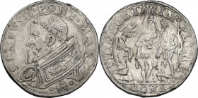 Roma. Sisto V (1585-1590), Felice Peretti. Testone. CNI 186; M. 25; Berm. 1322. AG. 9.24 g. 29.50 mm. RRR. BB.