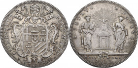Roma. Clemente XIII (1758-1769), Carlo Rezzonico. Testone A. IV. CNI 43; M. 12; Berm. 2896. AR. 7.83 g. 31.00 mm. Delicata patina dai riflessi dorati....