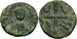 Salerno. Guglielmo Duca di Puglia (1111-1127). Follaro con San Matteo. Bellizia 104; Travaini 1995 119; D'Andrea-Contreras (Normans) 65. AE. 2.96 g. 1...