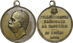 Umberto I (1878-1900). Regnante Vittorio Emanuele III. Medaglia per il Pellegrinaggio al Pantheon, 29 Luglio 1904. AE argentato. 30.50 mm. R. Appiccag...