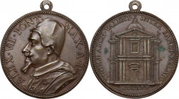 Alessandro VII (1655-1667), Fabio Chigi. Medaglia A. IV. D/ ALEX VII PONT MAX A IV. Busto a sinistra con camauro, mozzetta e stola; nel taglio, G M. R...