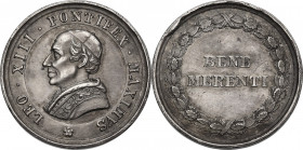 Leone XIII (1878-1903), Gioacchino Pecci. Medaglia premio s.d. D/ LEO XIII PONTIFEX MAXIMVS. Busto a sinistra con berrettino, mozzetta e stola. R/ BEN...