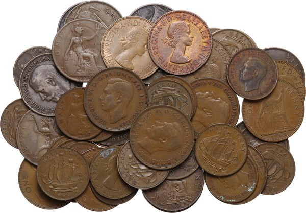 Great Britain. Lot of fifty-six (56) coins: half penny 1888, 1916, 1919, 1928, 1...