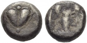 KYRENAICA, Kyrene. Circa 500-480 BC. Hemidrachm (Silver, 9mm, 2.12 g). Silphium fruit (seed pod?). Rev. Winged female figure standing facing within in...