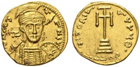 Constantine IV Pogonatus, 668-685. Solidus (Gold, 20mm, 4.13 g 6), Syracuse, 681-685. d NCONSTANႺЧ Helmeted, diademed and cuirassed bust of Constantin...