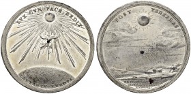 DEUTSCHLAND. Aachen, Stadt. Zinnmedaille 1748. Auf die Sonnenfinsternis und die Friedensverhandlungen in Aachen. Unsigniert. Strah­lende Sonne und Fri...