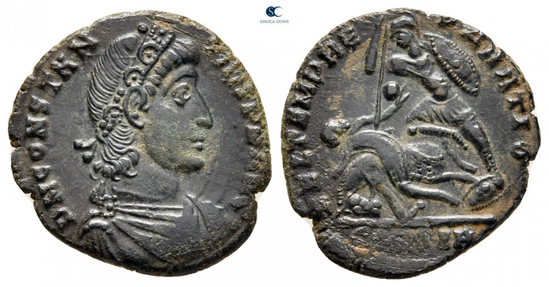 Constantius II AD 337-361. Uncertain mint
Nummus Æ

18 mm, 2,15 g



very...