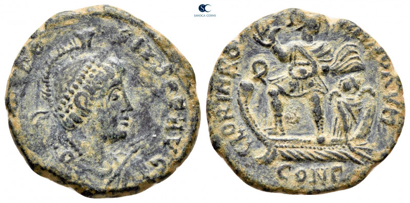 Theodosius I AD 379-395. Constantinople
Centenionalis Æ

22 mm, 5,61 g


...