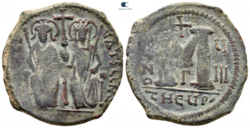 Justin II and Sophia AD 565-578. Theoupolis (Antioch)
Follis or 40 Nummi Æ

3...