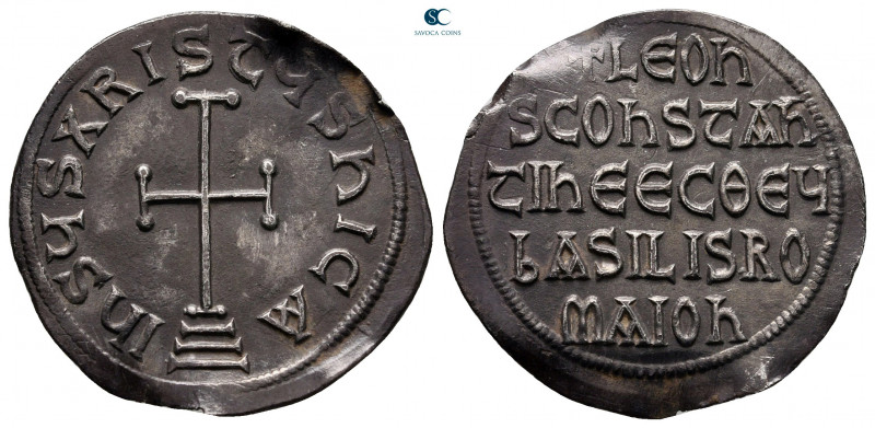 Leo V and Constantine AD 813-820. Constantinople
Miliaresion AR

25 mm, 2,05 ...