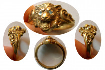 Roaring Lion 18k Gold Ring  with blue Diamond eyes