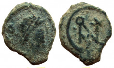 Anastasius I, 491-518. AE Nummus. Constantinople mint.