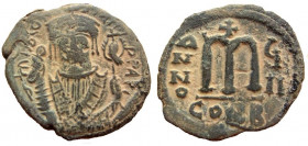 Tiberius II Constantine, 578-582 AD. AE Follis. Constantinople mint, 2nd officina.