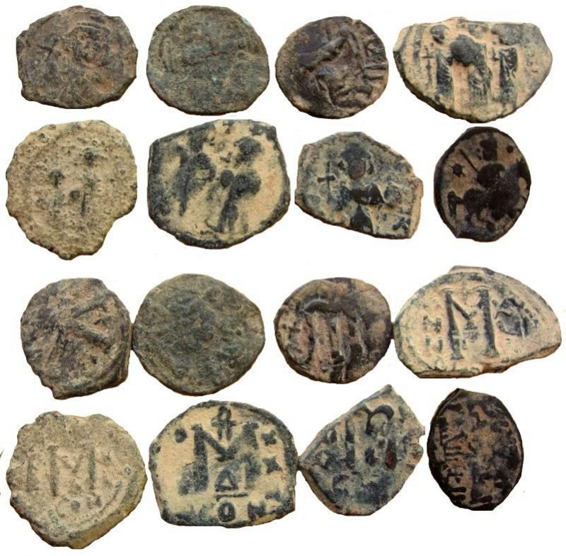 Lot of 8 Byzantine coins.
 Lot sold as no return.
From fine to very fine.