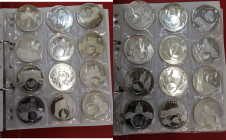 MEDAGLIE. Album con 44 medaglie raffiguranti Stati Europei, serie "European Currencies". AE argentato Proof (53,6 g - 50,2 mm CAD.)
