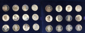 MEDAGLIE. Cofanetto con 24 medaglie in Argento 0,925 serie "Le Grandi Dinastie d'Europa" divise in due vassoi . Ogni medaglia raffigura un personaggio...