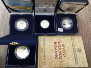 REPUBBLICA ITALIANA. Lotto monete commemorative in argento (500 lire 1993 Proof Orazio; 500 lire 1991 Proof Scoperta America; 10.000 lire 1997 Tricolo...