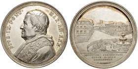 ITALIEN. SPEZIALSAMMLUNG PAPSTMEDAILLEN. Pius IX. 1846-1878. Silbermedaille An XXX (1875). Auf den Bau des Armenhauses in Rom. Stempel von G. Bianchi....