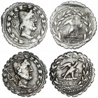 Lote 2 monedas Denario. 105 a.C. AURELIA. Lucius Aurelius Cotta. AR. En anverso: Busto de Vulcano a derecha, detrás estrella y tenazas, uno con letra ...